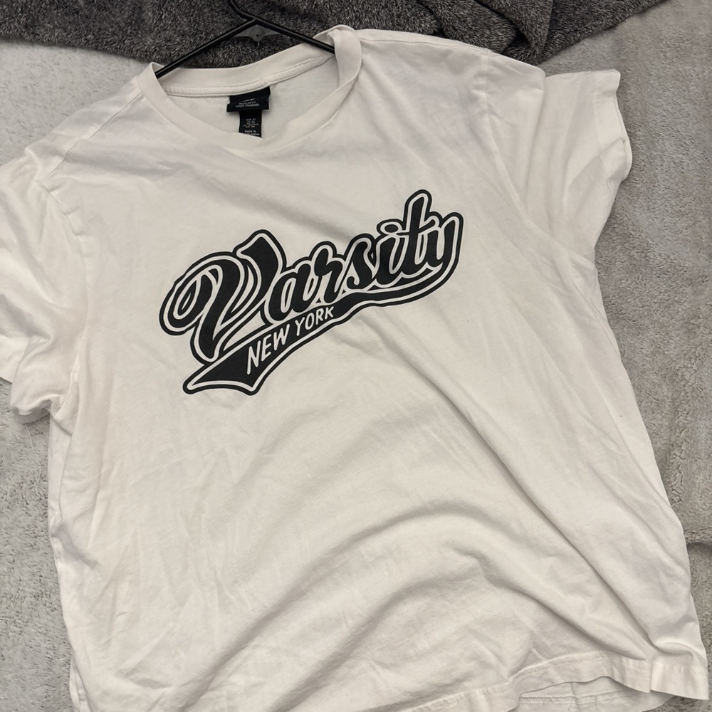 H&M Classic White T-Shirt